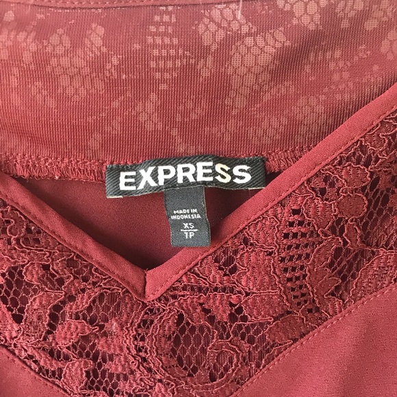 Express off the shoulder top - Picture 4 of 7